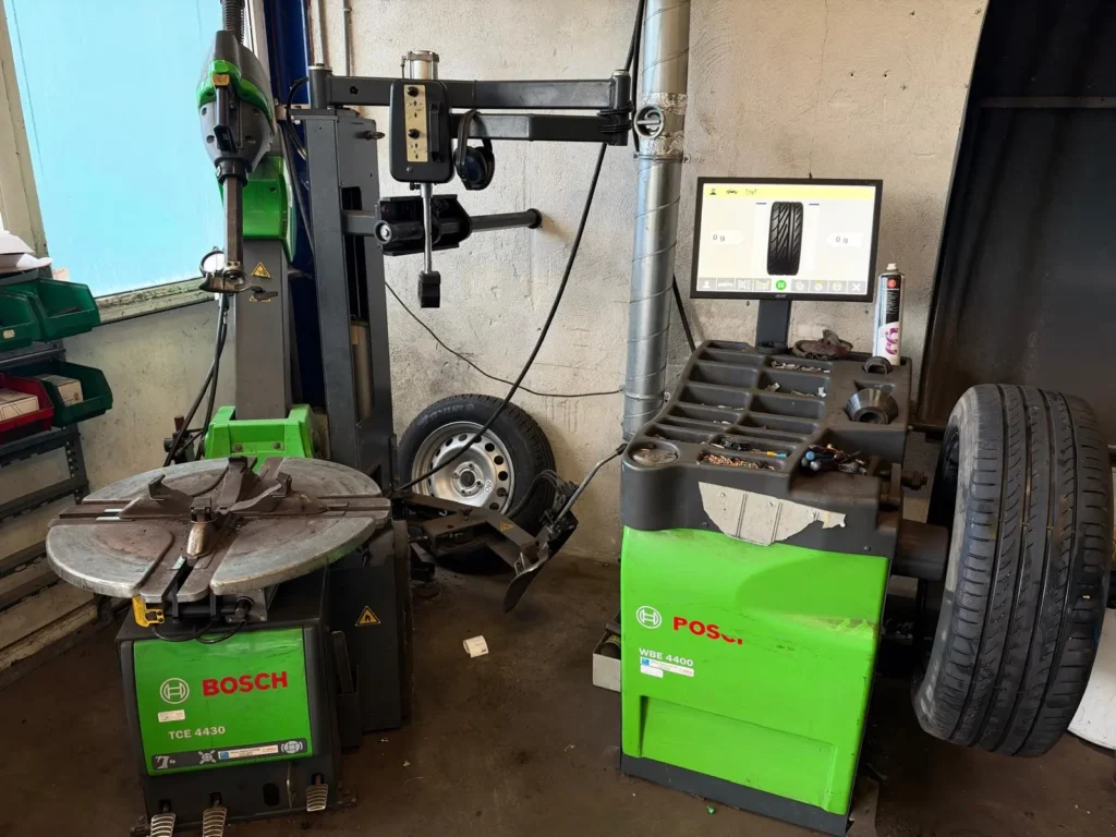 Bosch apparatuur voor bandenservice en 3D uitlijnen bij Autobedrijf Frank van der Horst in Lelystad